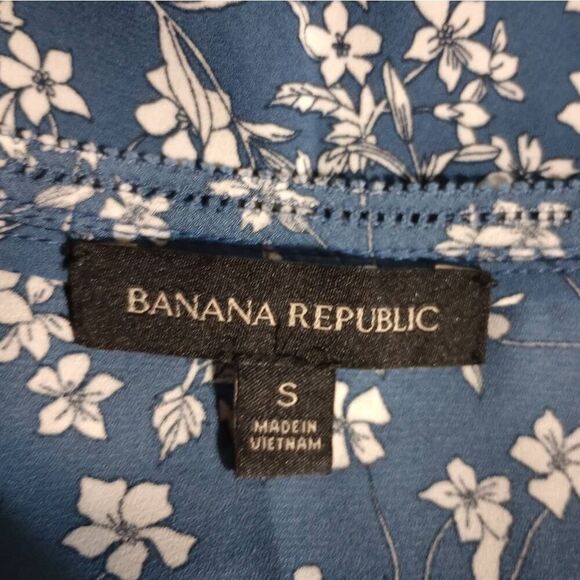 Banana‎ Republic Shirt Ladies Small Blue White Floral Sleeveless - Picture 5 of 7